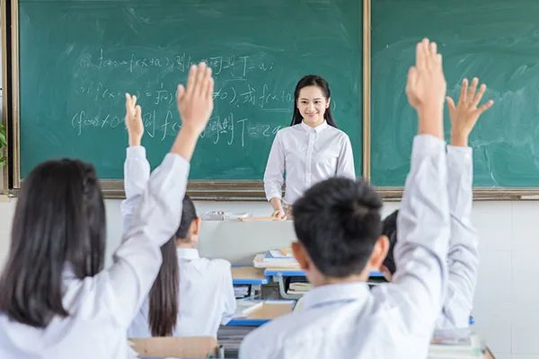 女生大学学什么专业好 女生学什么专业好