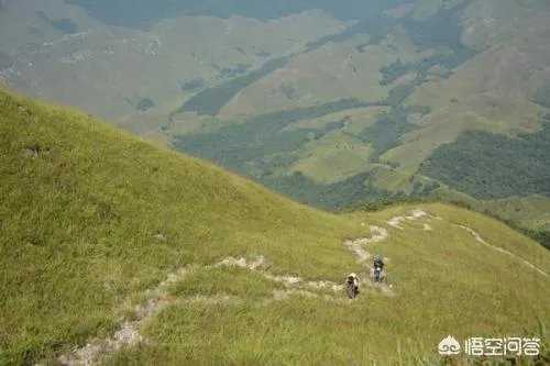 去船底顶在罗坑镇住一宿，第二天早上开始登山，这样安排合理吗？