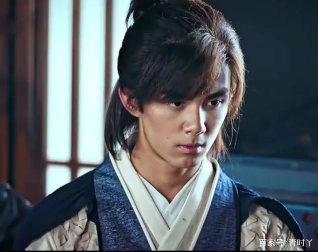 吴磊新剧开机！和大7岁热巴演情侣太违和。你觉得有戏吗？