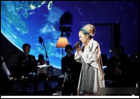 如何查看《歌手当打之年》第七期排名？