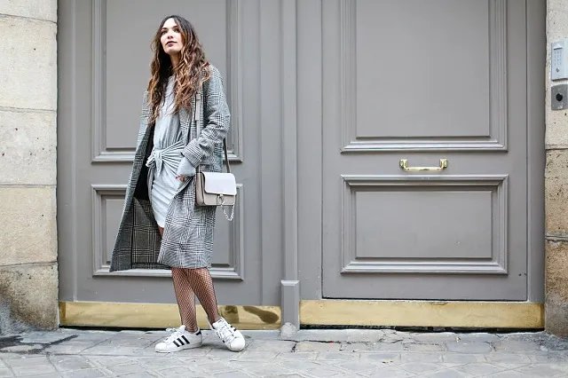 秋冬毛呢连衣裙怎样搭配好看呢？