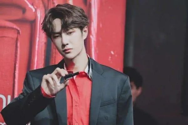 王一博开挖掘机的节目是什么综艺节目？