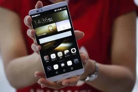 输入姓名自动生成诗句的软件