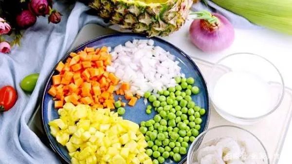 炒饭粒粒分明的秘诀是什么?