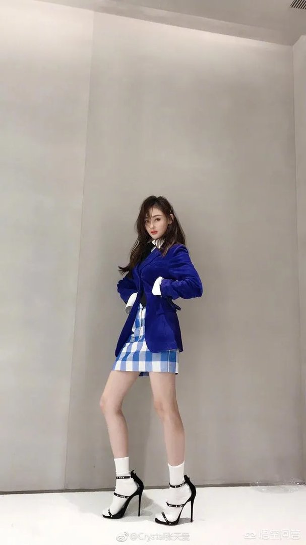 有哪些清新可爱的手机壁纸可以推荐？