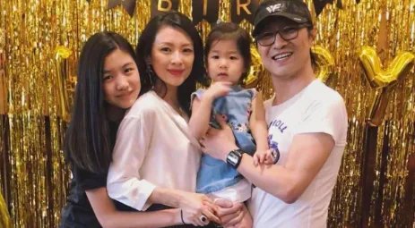 章子怡谈继女：她缺失了很多母爱，我对她的爱会超过亲生女儿，如何理解？