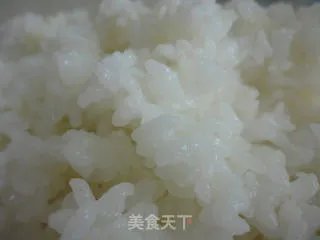 瑞云堆雪—白米饭