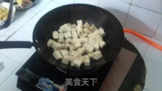 芋头白菜炖鱼头