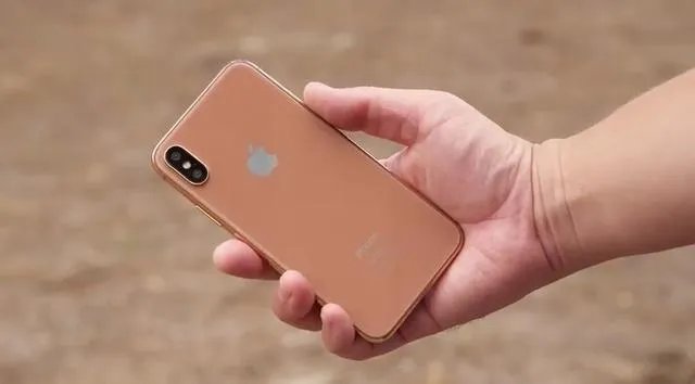 如何看待iPhone 8腮红金？图是不是实物？