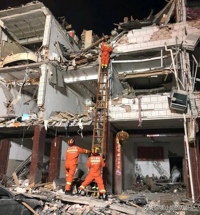 浙江温岭一辆槽罐车爆炸、事故造成10人死亡、你怎样看待此事?