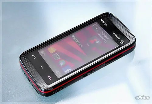 再玩诺基亚5530XM手机 七月震撼价登场