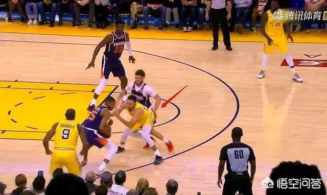 太阳挑落勇士，终结面对勇士的18连败，这场比赛勇士输在哪？为什么太阳能获胜？