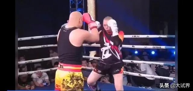 网红刘二狗挑战一龙被打哭，你怎么看？