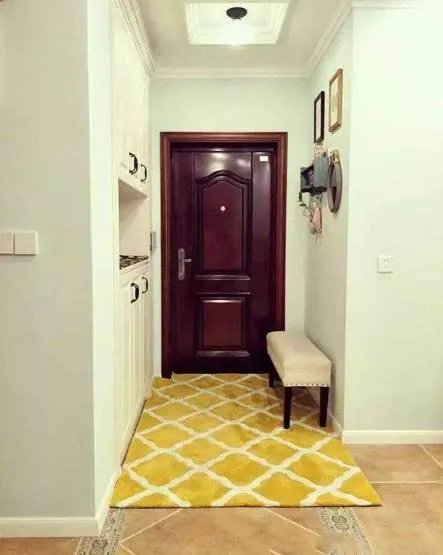 用石膏线做电视背景墙，这么天才只有我想得到