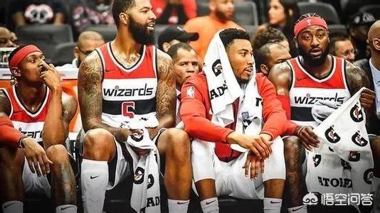 奇才因战绩糟糕，全队都会可能会被交易，你认为哪位球员适合火箭队呢？