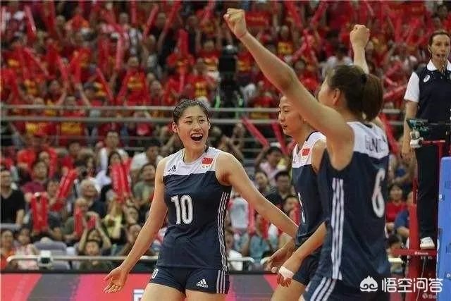世联赛半决赛上，中国女排对战美国第三局比赛落后时换上李盈莹，之后中国队25-18拿下第三局，你怎样看？