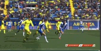 武磊首次踢西甲替补登场15分钟，策动一个进球并造对手一张黄牌，怎么评价武磊的表现？