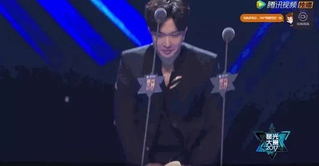 你们觉得贾斯汀比伯和张艺兴谁更火,谁更好?