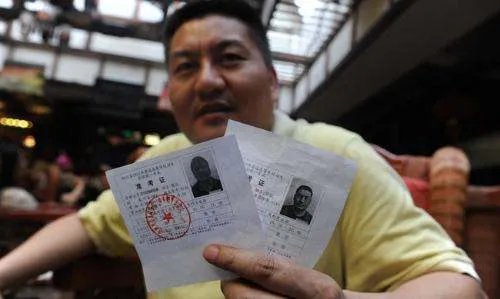 “高考最牛钉子户”备战第21次高考，如此执着于高考真的有意义吗？