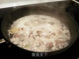 瓦煲萝卜排骨汤--夏日靓汤