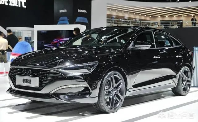 25岁男生想买15万的轿车有什么推荐的吗？