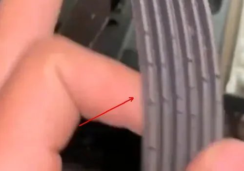 东风标致307发电机皮带是怎么装的有没有图片的谢谢是1.6的发动机