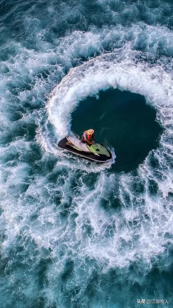 为何有人会破坏华尔街铜牛，难道不喜欢股市上涨？