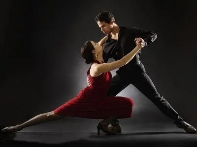 适合在家里跳的减肥舞有哪些？