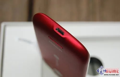 华为T8300评测 机身细节