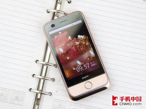 时尚互联网音乐手机 步步高i710评测