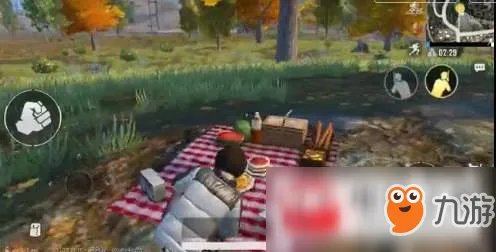 《绝地求生刺激战场》海岛地图枫树林野餐彩蛋有什么含义