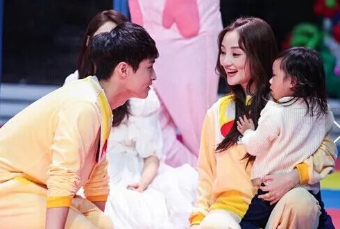 快乐大本营惊现甜馨 犀利吐槽笑翻全场