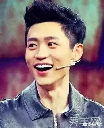 易烊千玺小时候的牙缝为何消失了？