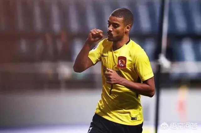 恒大客场成功击败济州联，第一次看到韩国球队怂了，济州联缴械，怎么评价这场比赛？