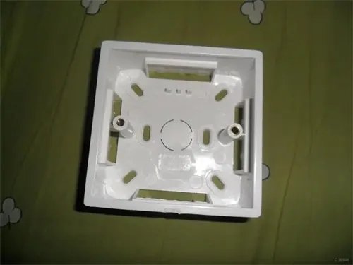 暗装底盒77与86区别是什么