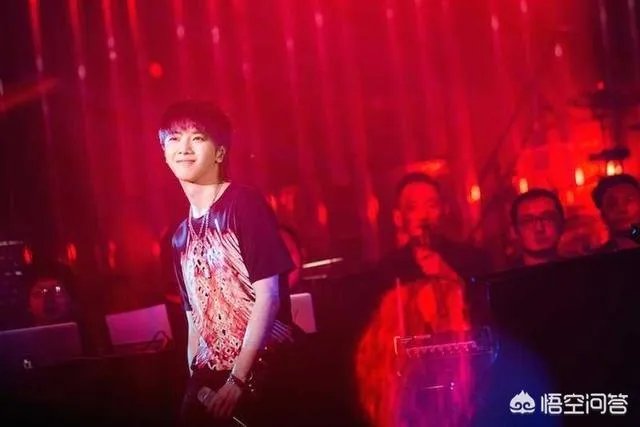 怎样评价华晨宇唱的《假行僧》怎么样？