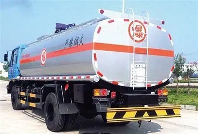 浙江温岭一辆槽罐车爆炸、事故造成10人死亡、你怎样看待此事?