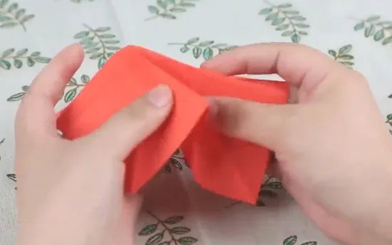 一张纸可以折什么手工?