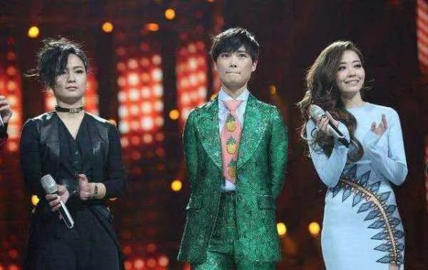 湖南台的超女快男当初的冠军如今发展的怎么样？