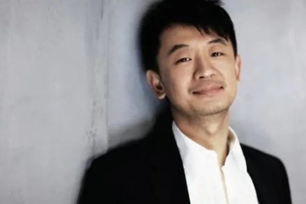 黄海波不承认啃老讨生活，自曝真实家境，军医父亲退休金如何惊呆众人？