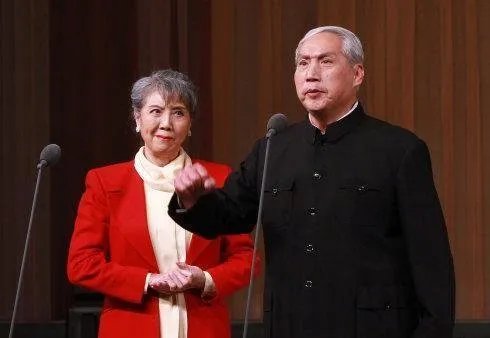 钱浩梁在生前是因什么而一举成名的？