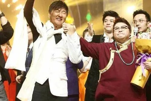 孙楠曾跟那英平起平坐,为何如今乐坛地位远不如那英?