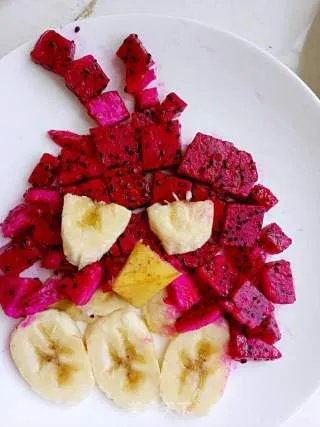 愤怒的小鸟水果拼盘