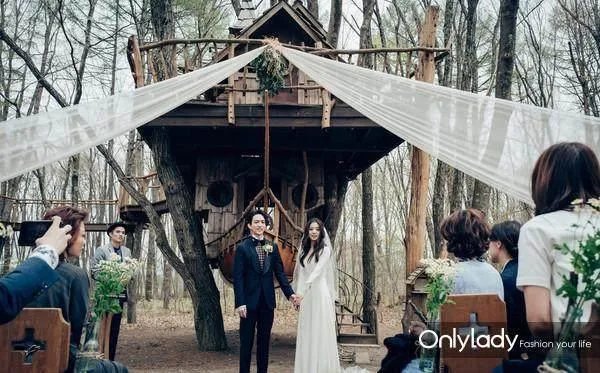 林宥嘉丁文琪婚礼现场森系风格清新养眼，还有哪些明星结婚时现场布置别具一格？