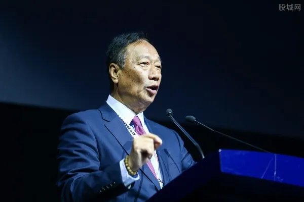 郭台铭怒了痛骂不公平 被微软起诉郭台铭会赢吗