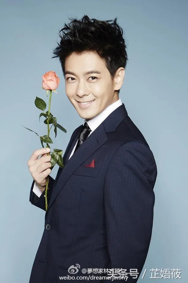 如何看待林志颖晒ps照侵权厦门摄影师，赔偿34.5万并微博置顶道歉3天？