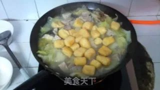 芋头白菜炖鱼头