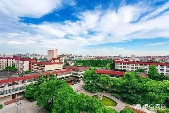 2017年上海财经大学录取分数线大概多少分？