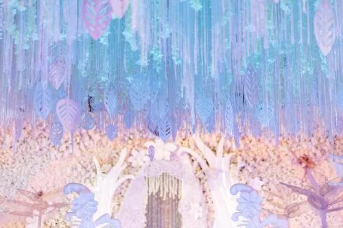 林宥嘉丁文琪婚礼现场森系风格清新养眼，还有哪些明星结婚时现场布置别具一格？