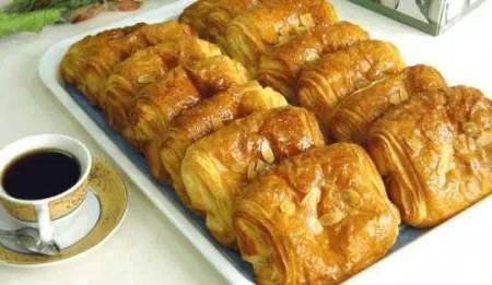 刚出炉的面包为什么不能吃？